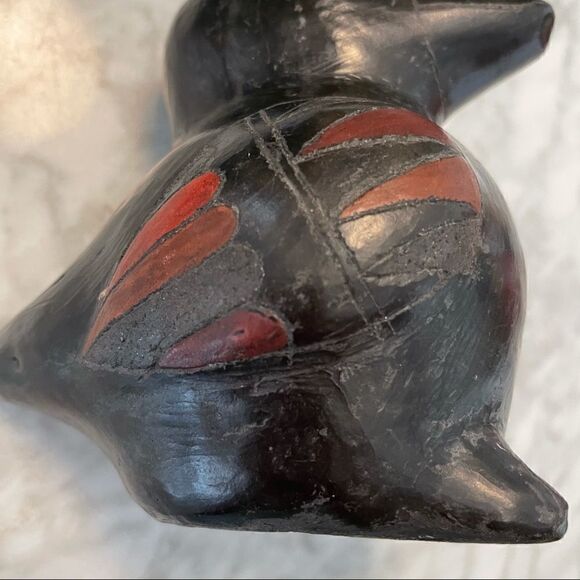 Vintage Oaxaca Negro Mexican Pottery Bird Vase - Picture 6 of 7